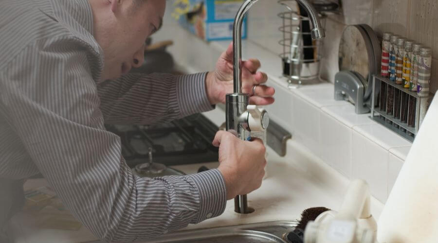 Professional expert plumbing services in Wyandotte, MI